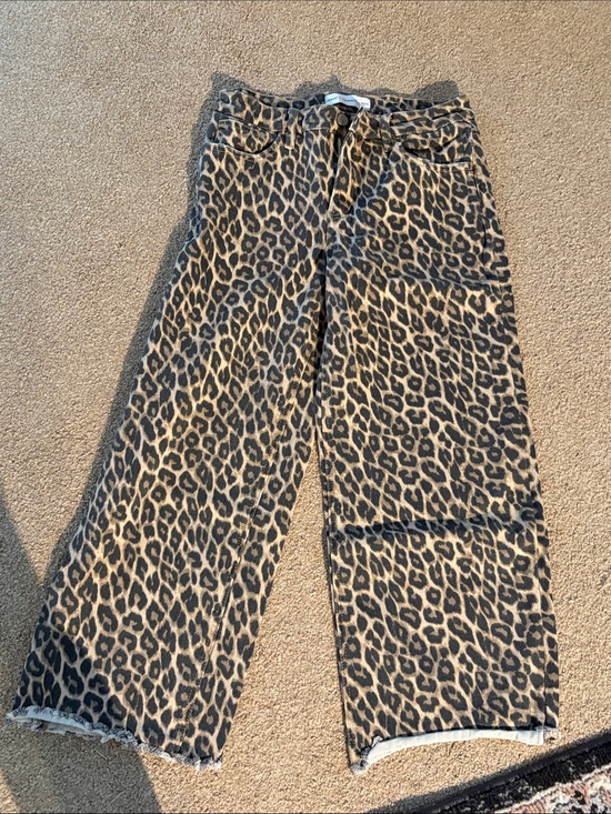 Vervet Denim - Leopard Print Wide Leg Cropped Jeans